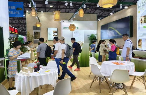 青神竹編驚艷上海，傳統(tǒng)工藝閃耀第117屆中國(guó)百貨會(huì)